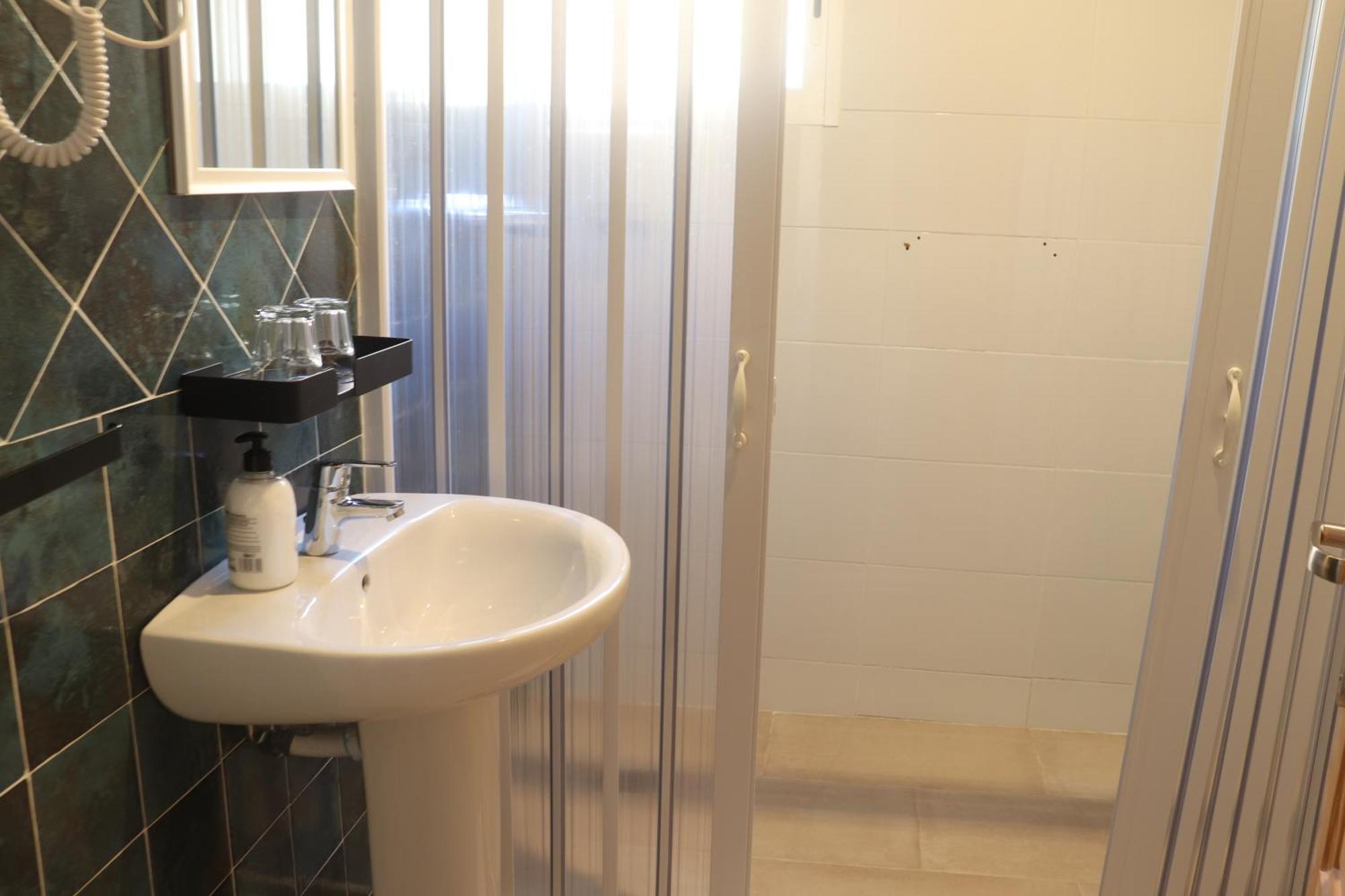 Hotel Κάλπε Εξωτερικό φωτογραφία